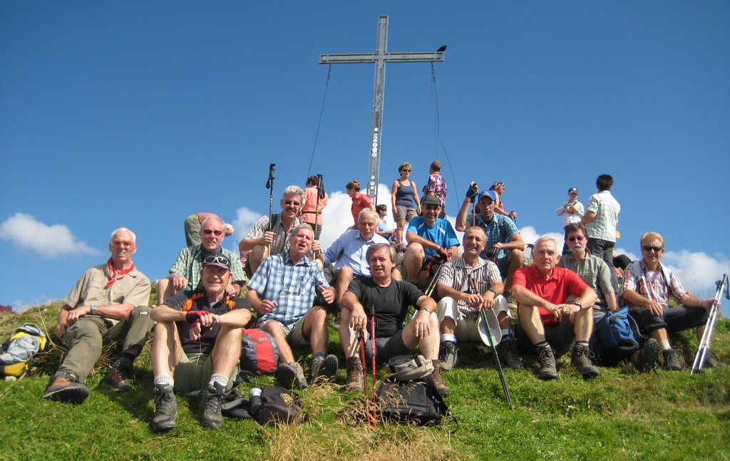 Jedermänner beim Gipfeltreffen