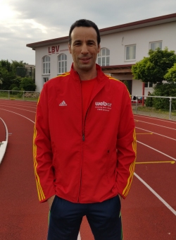 Jugendtrainer Francis benkida